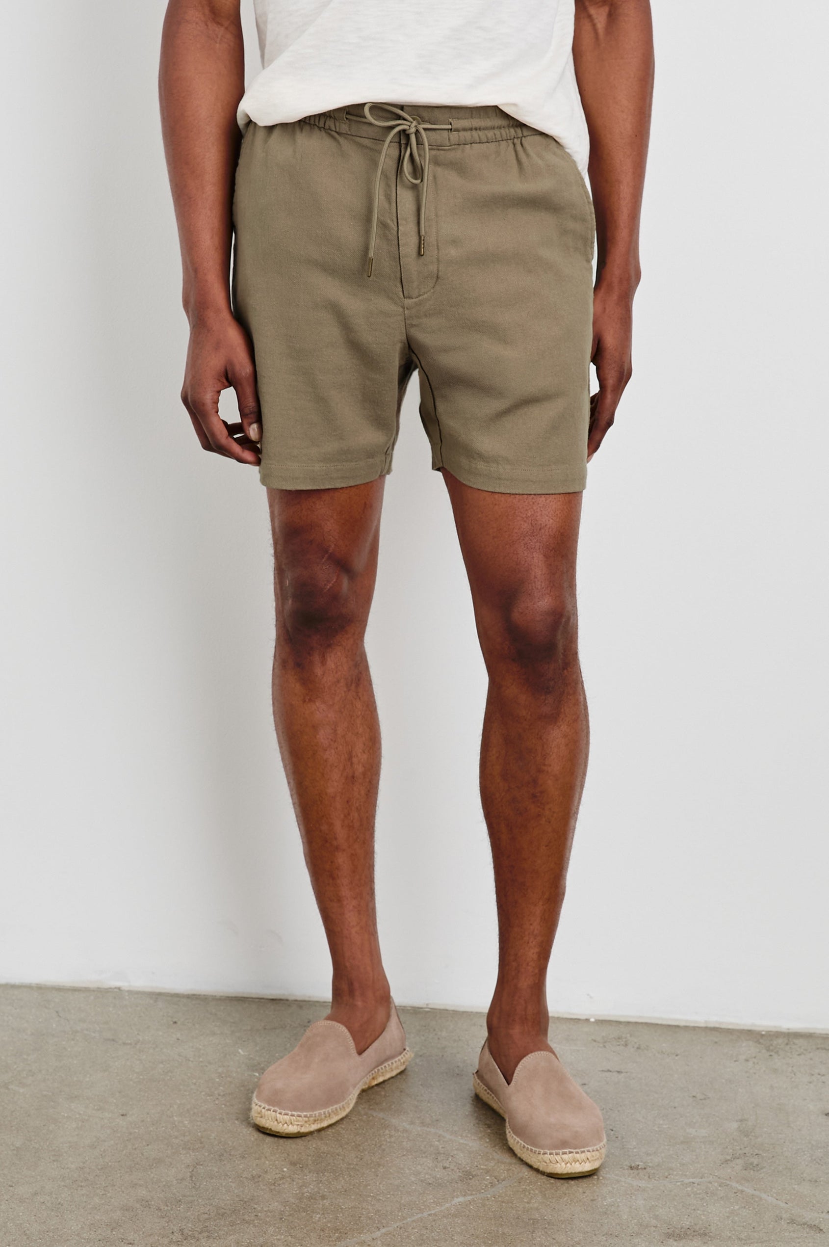 Archer 6" Shorts with a Drawstring Waist, Zipper Fly with Button, Two Front Pockets and a Back Patch Pocket in Barley Colorway - Front View Featured on Model