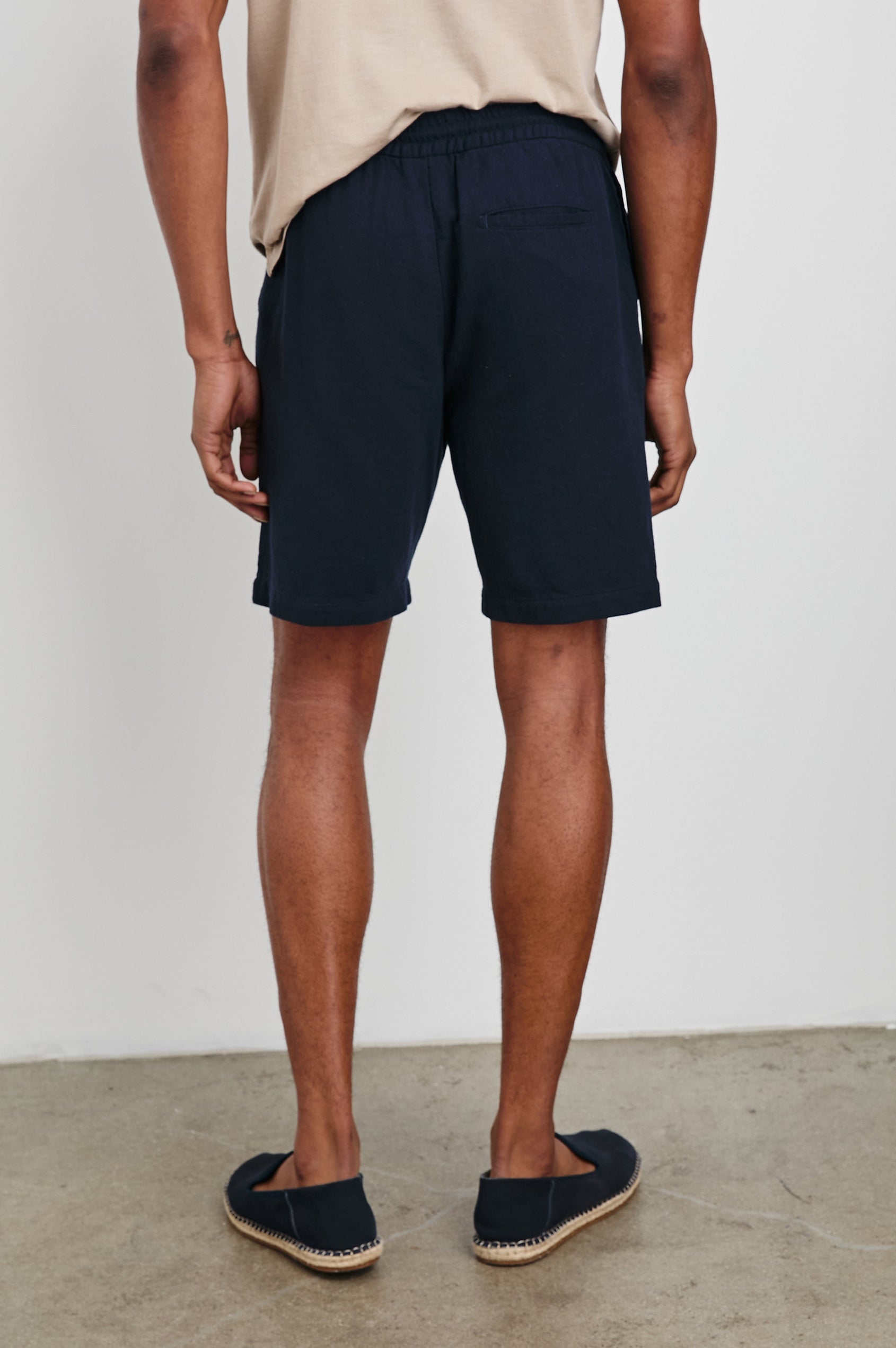 ARCHER-8.5-DEEP-MERIDIAN-BACK