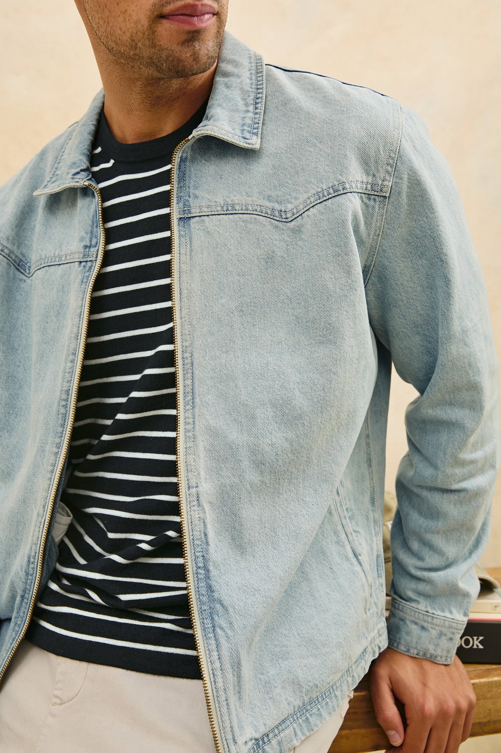 Cooke western style zip-up jacket with contrast stitching details in Light Wash - stylized close up of details on model