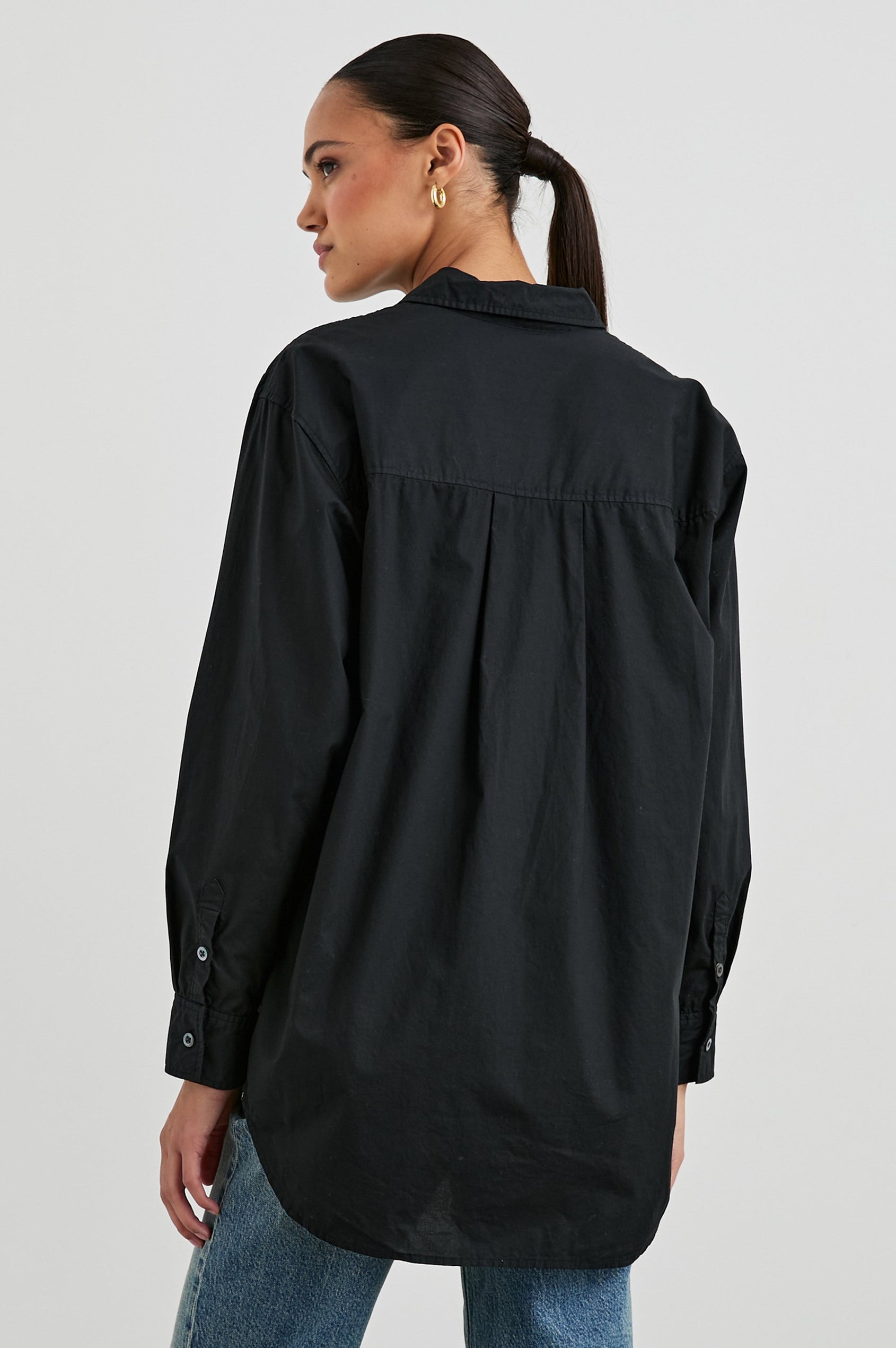 ELSA-BLACK-BACK