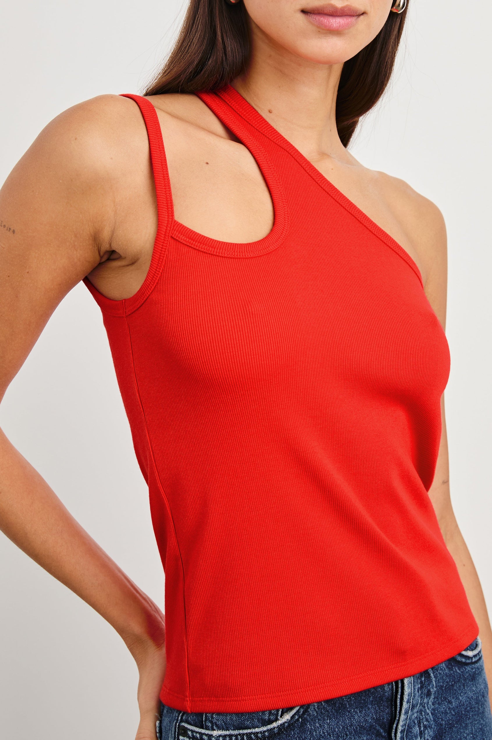 HIRA-CHERRY-DETAIL