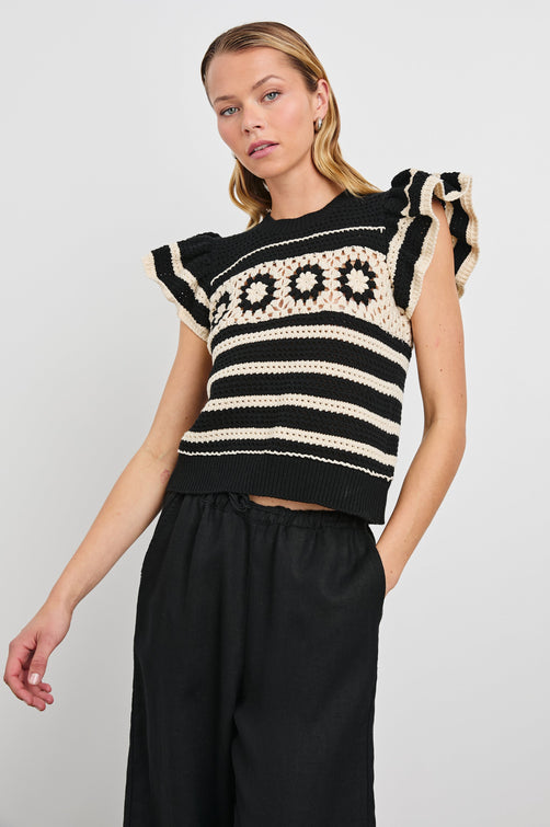 PENELOPE-BLACK-IVORY-STRIPE-FRONT IN MOTION