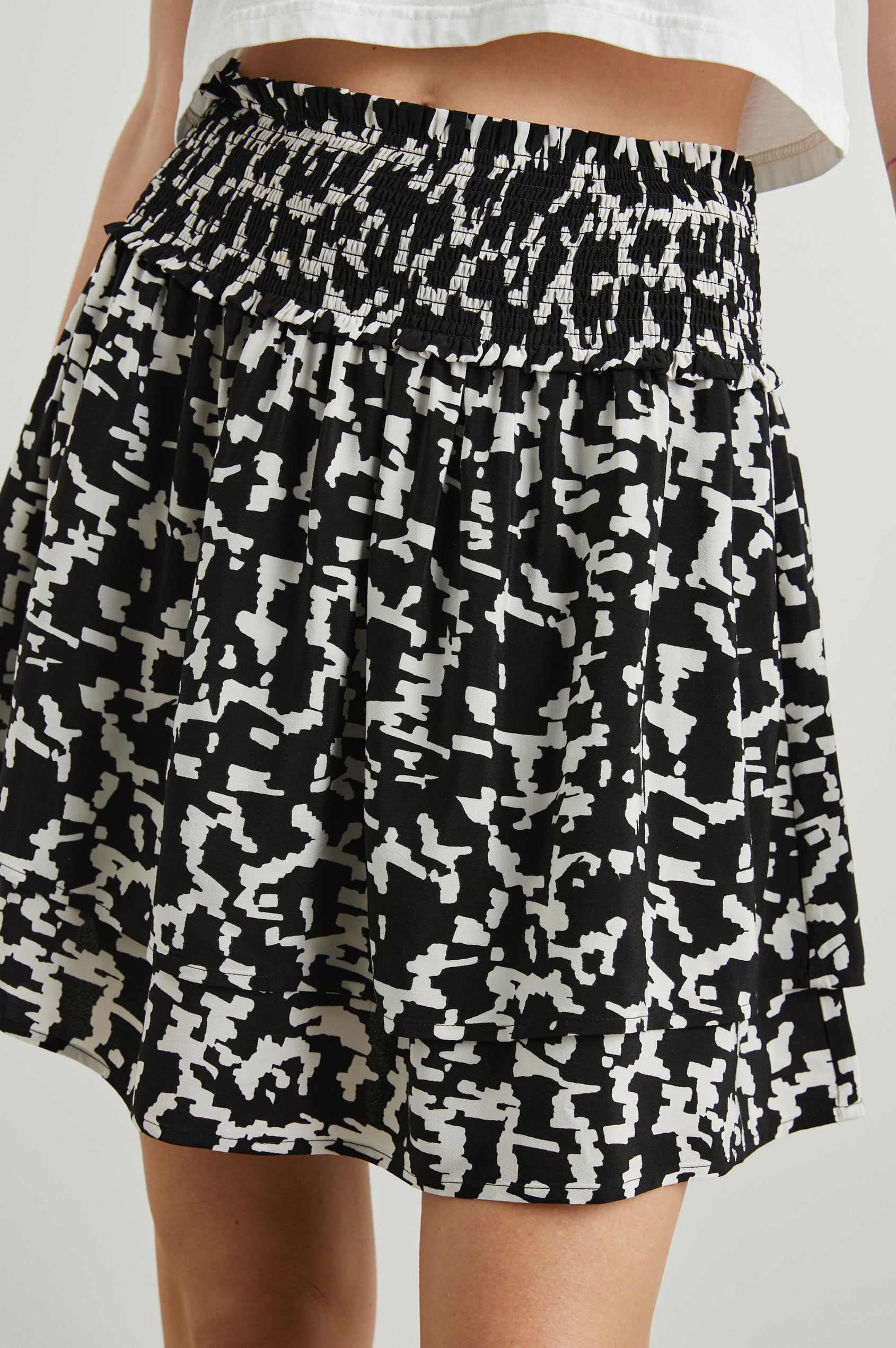 ADDISON-EBONY-TEXTURE-DETAIL