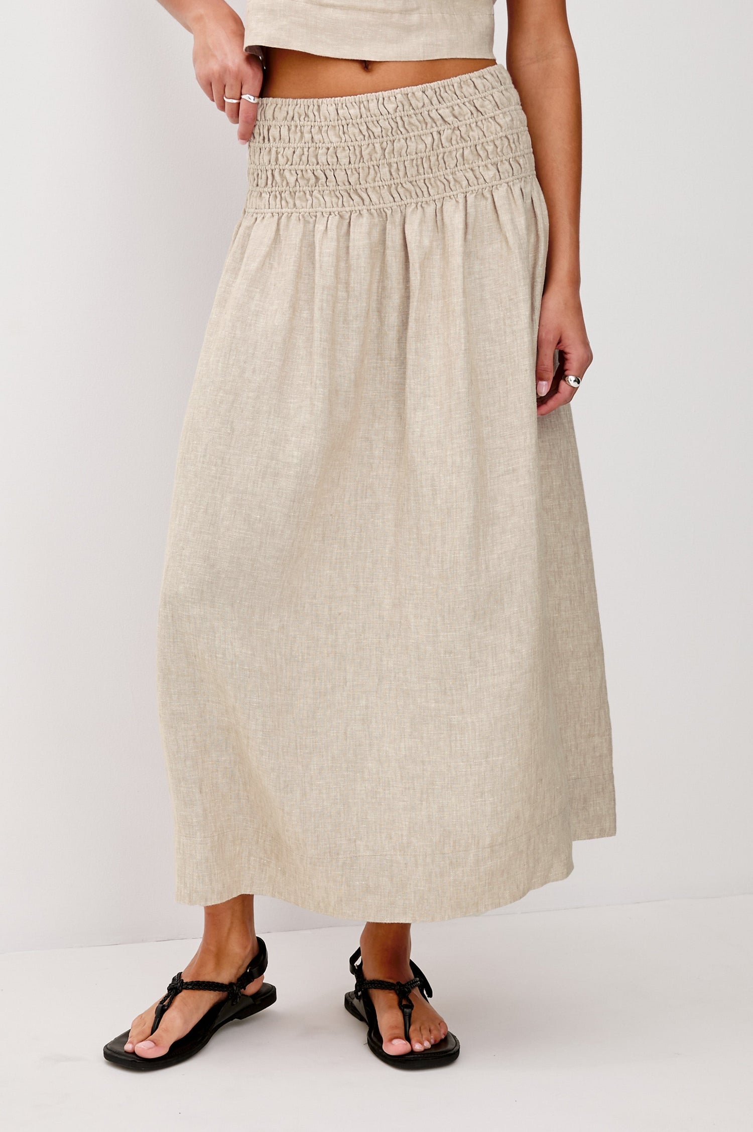 Alessa Pull On Midi Skirt with Elastic Gathered Waist in Heathered Flax Colorway. Front View Shown on Model.
