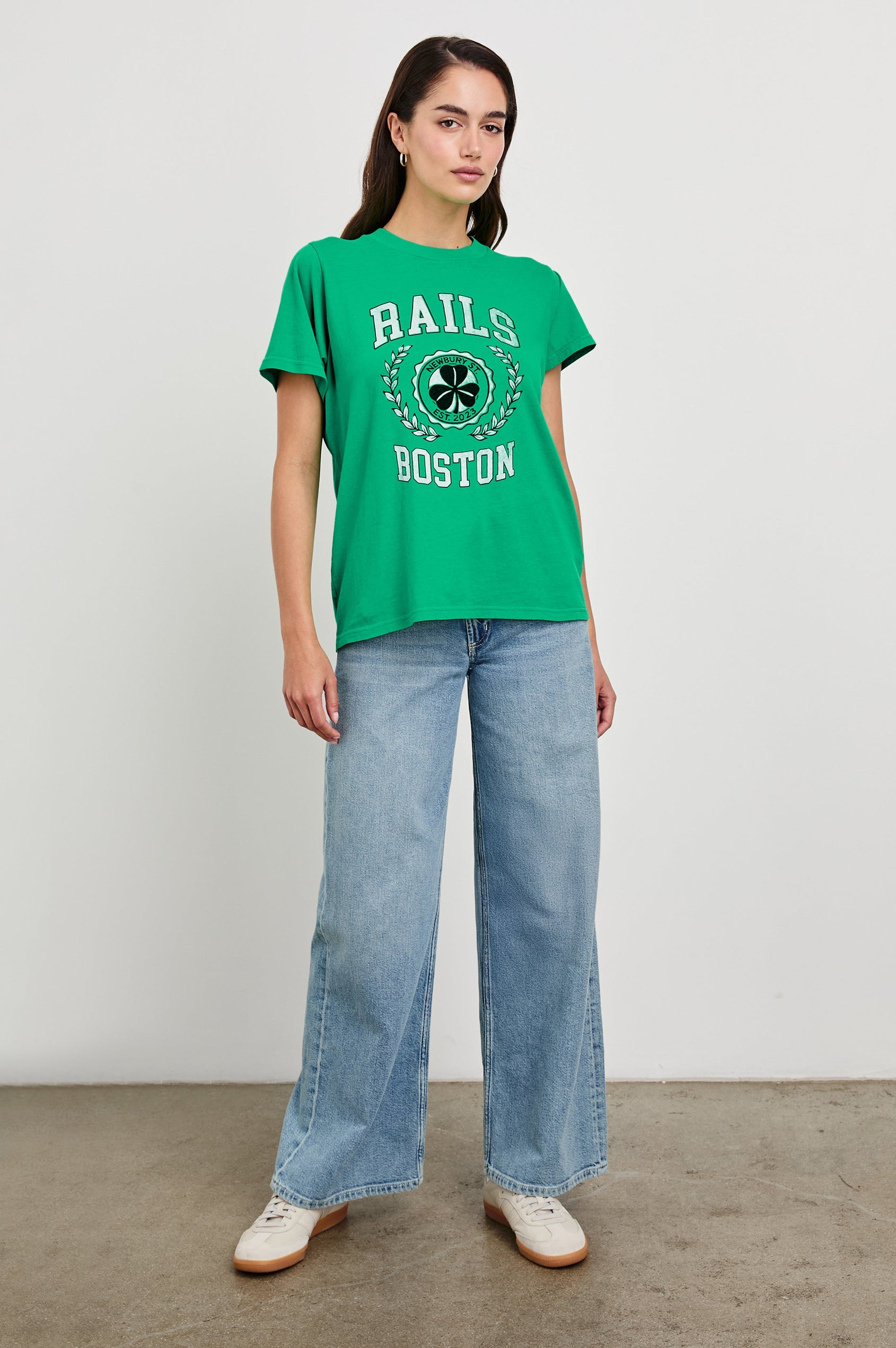BOYFRIEND-TEE-RAILS-BOSTON-CLOVER-FULL FRONT BODY