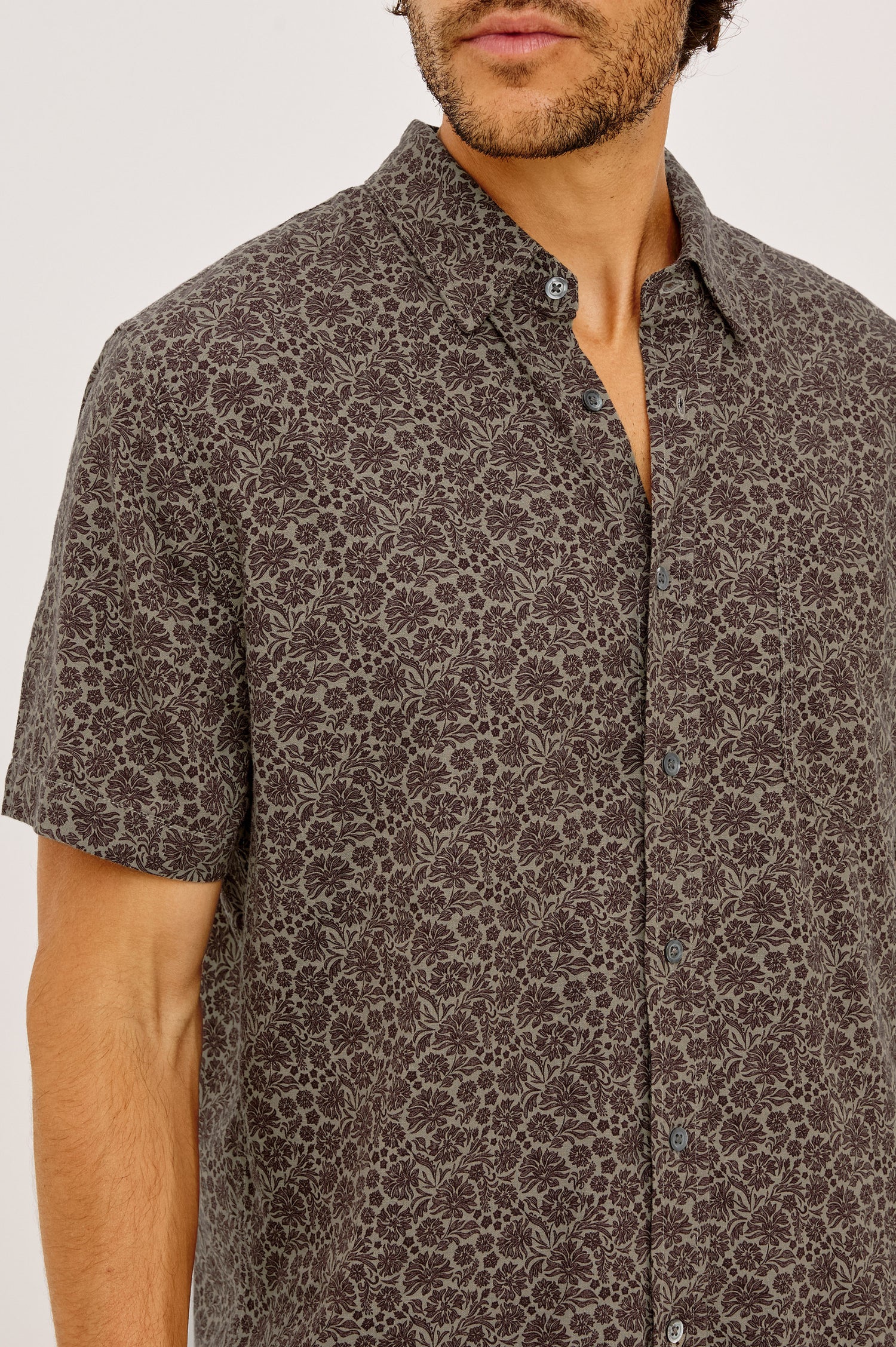 Carson Shirt in Linen With Short Sleeves, Relaxed Fit, and Chest Patch Pocket in Red Rock Floral Colorway - Upper Body Front View Featured on Model
