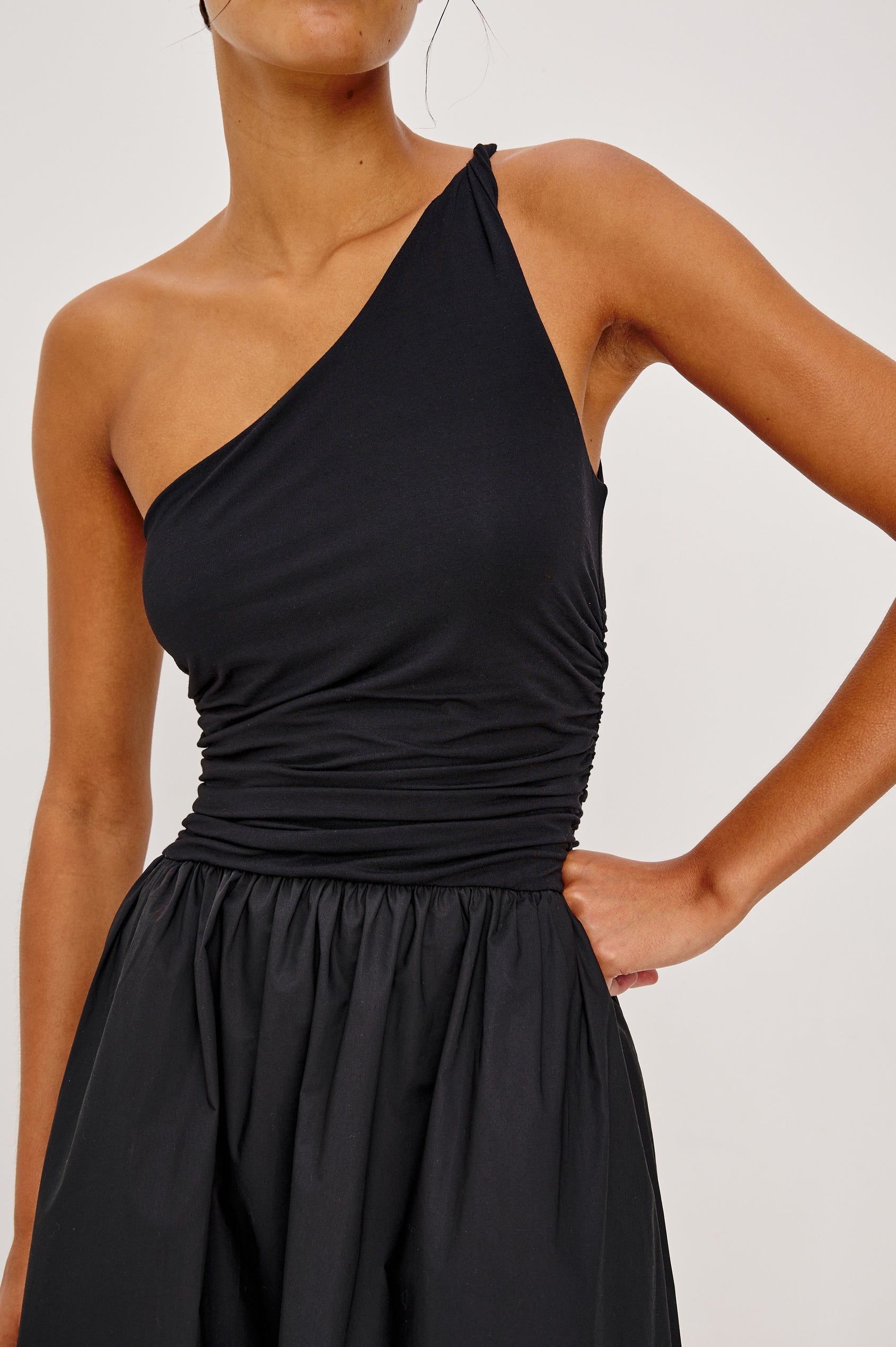 CHAYANA DRESS - BLACK
