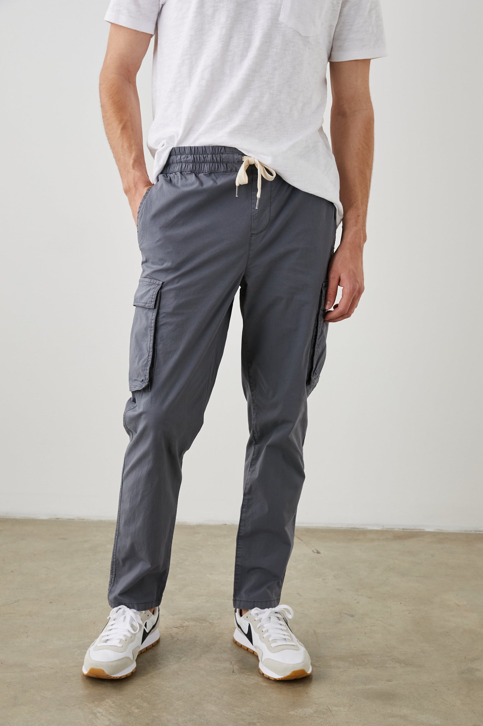 EMMERSON CHARCOAL PANT - FRONT FULL BODY