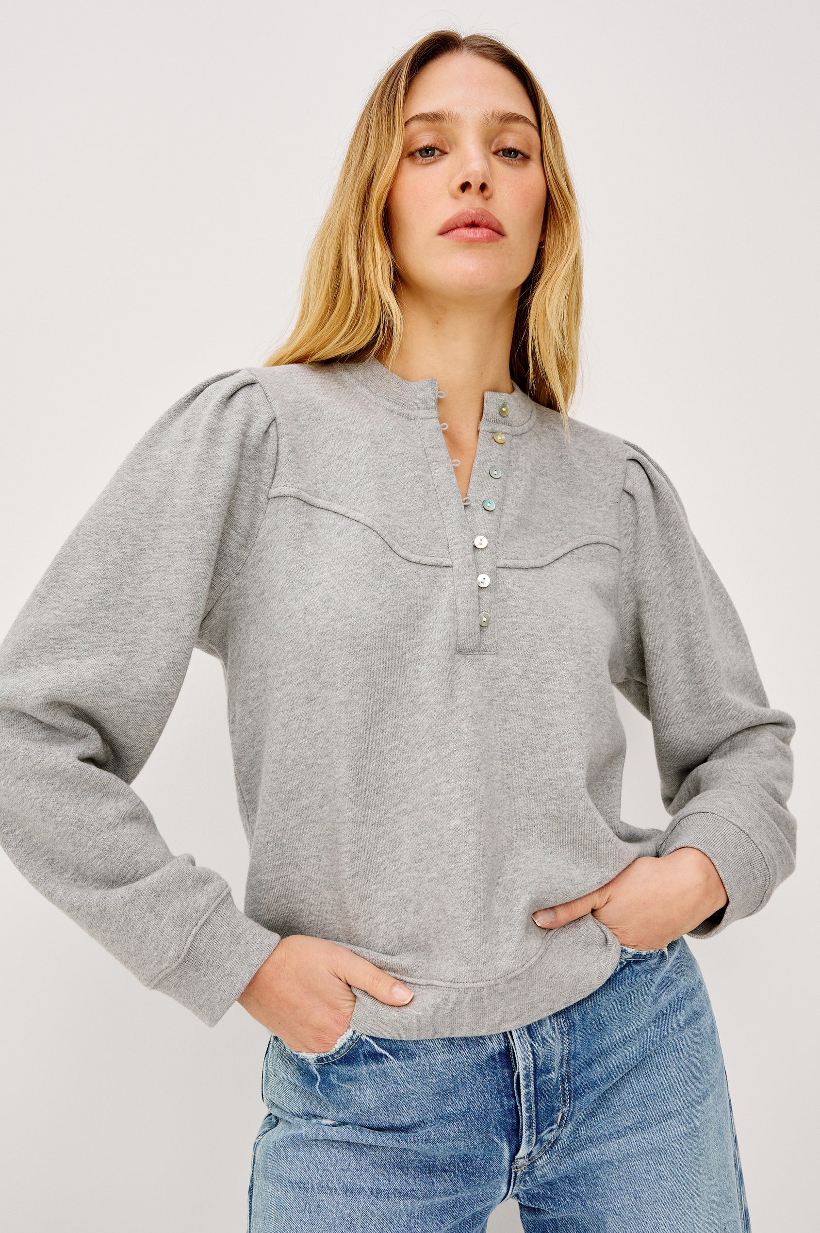 ERLA SWEATSHIRT - HEATHER GREY