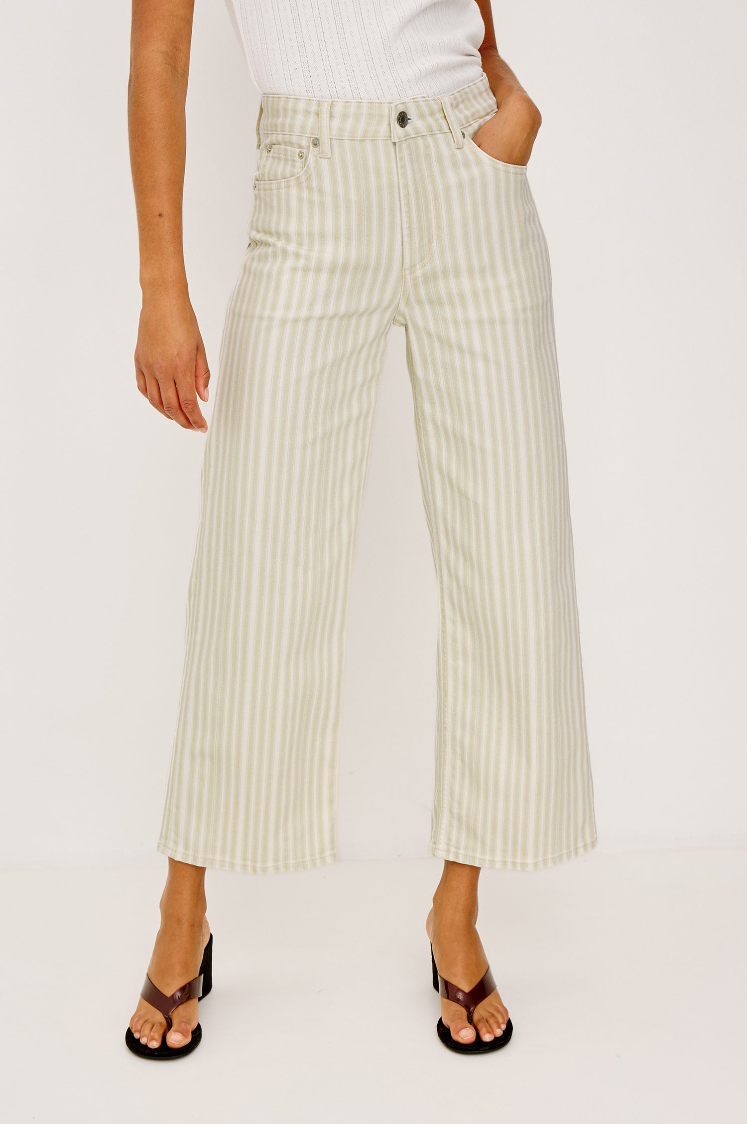 Getty Crop Jean in Light Stretch Denim With Wide Straight Legs, 27″ Inseam, 5-Pockets, and Zip Fly in Malibu Stripe Colorway - Lower Body Front View Featured on Model