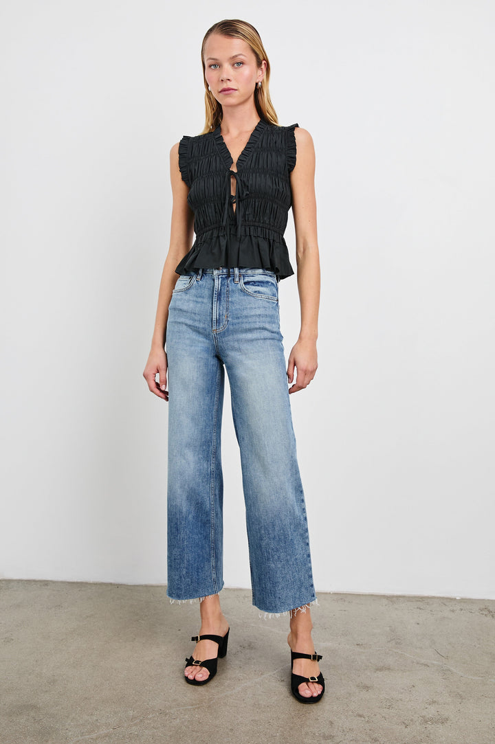 GETTY-CROP-TRADEWIND-FULL FRONT BODY