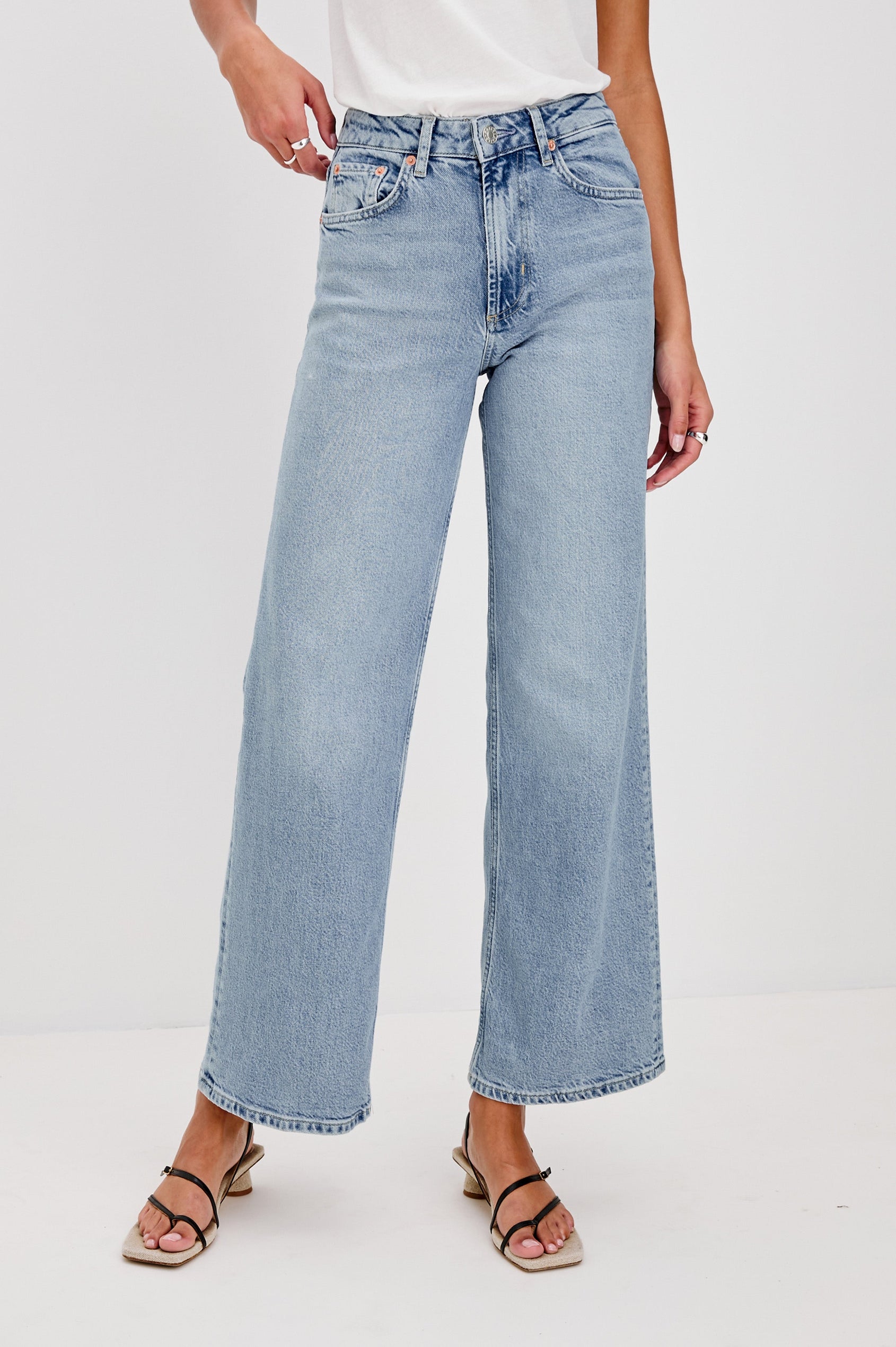 Getty high waisted 5 pocket wide leg jean in light wash Jasper - full body front view on model.