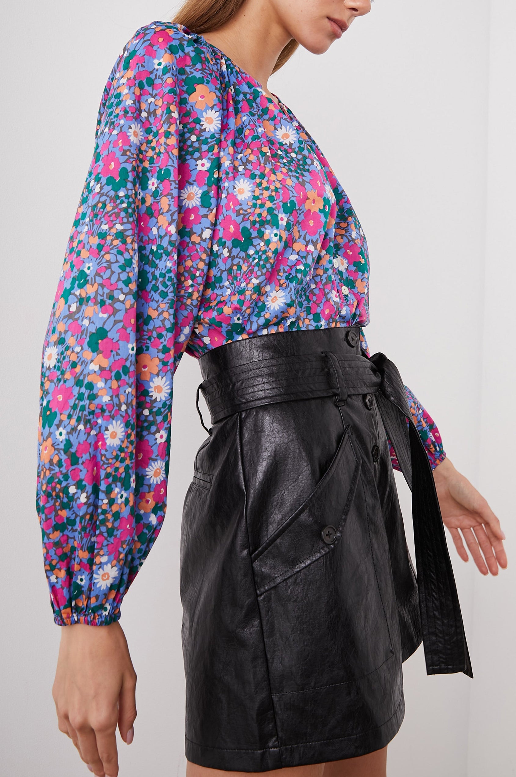 INDI-LEILANI-FLORAL-SIDE ANGLE