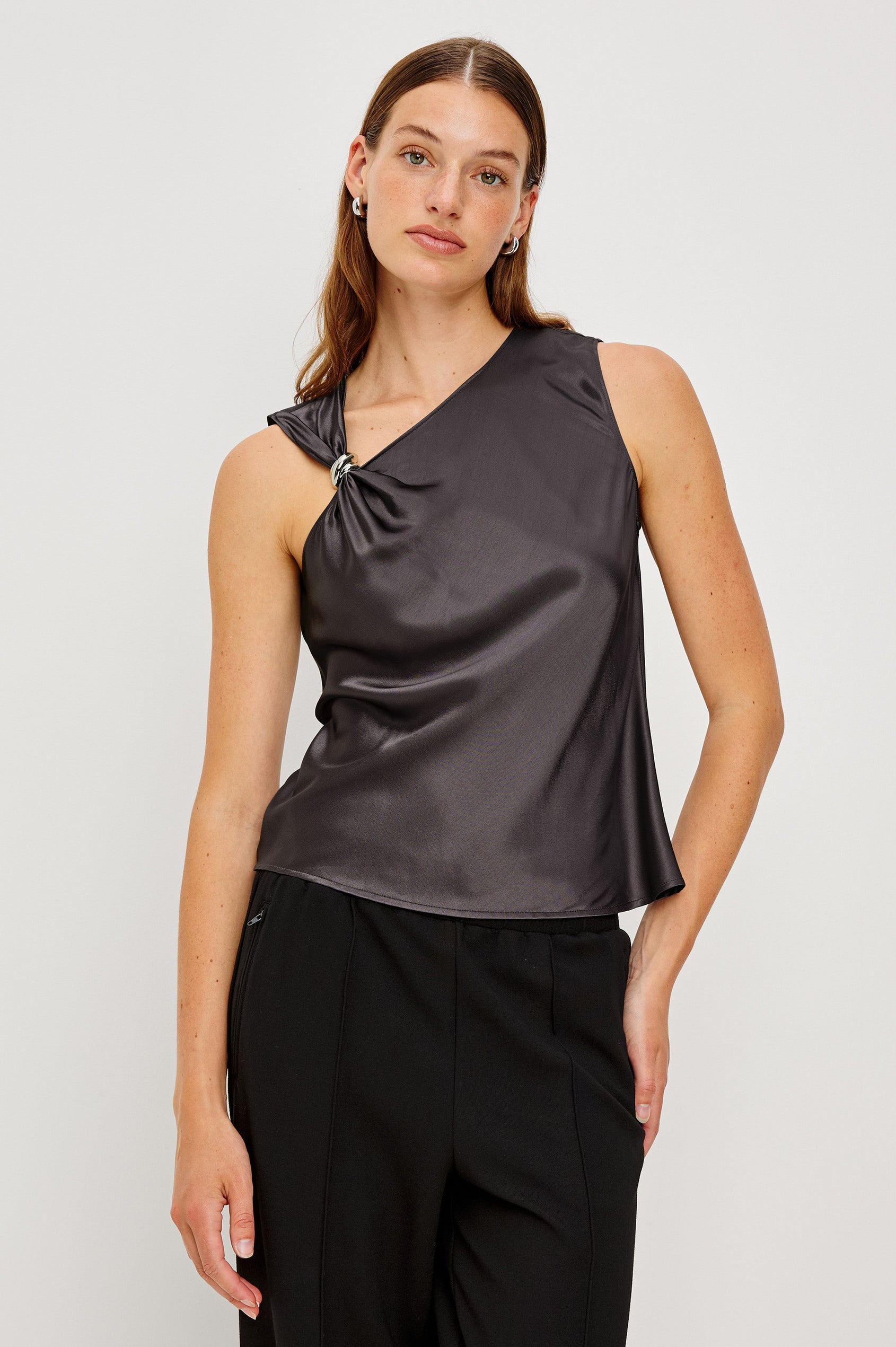 KARLEY TOP - GUNMETAL