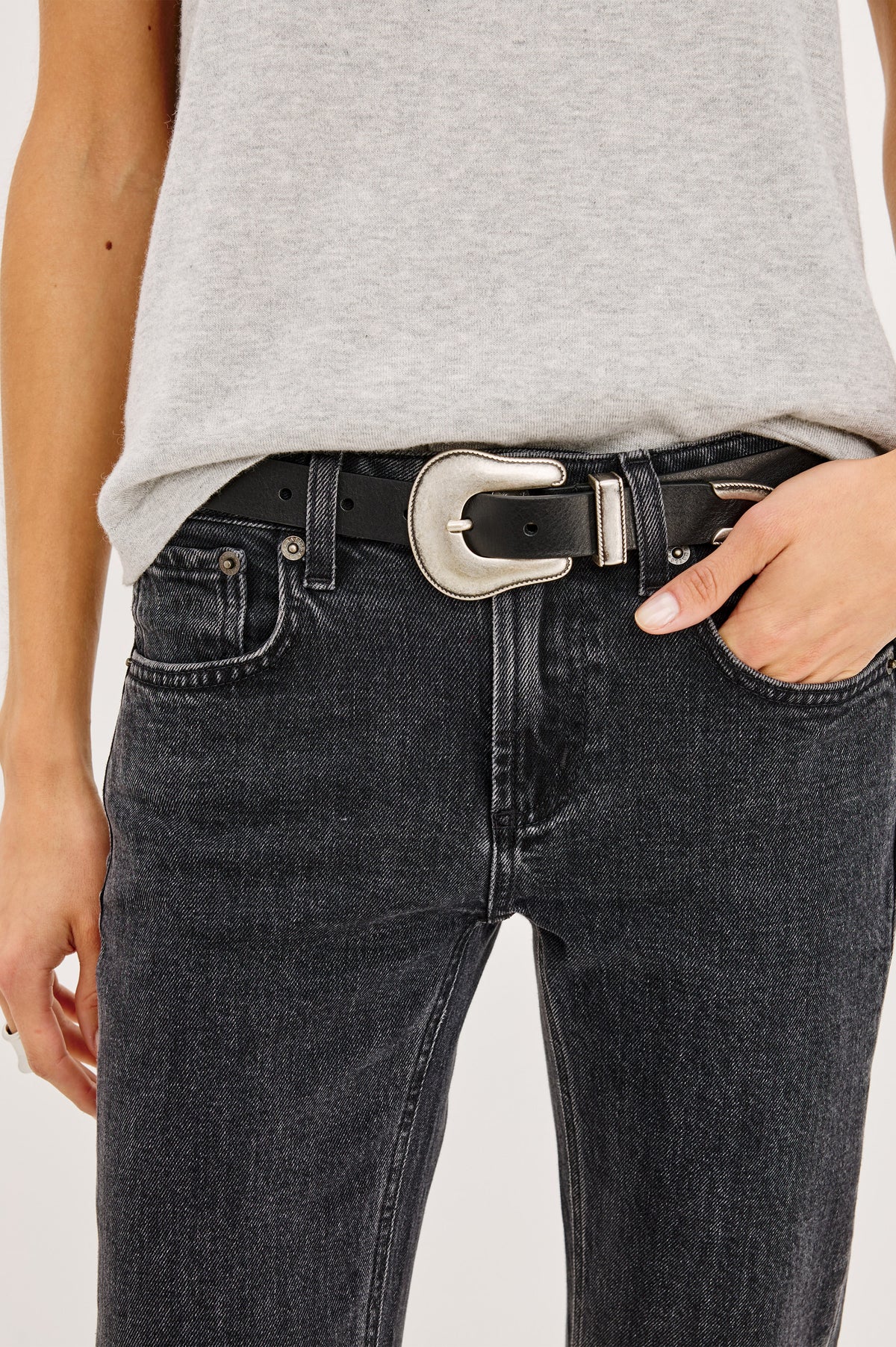 Nashville Belt in Italian Leather with a Western-Inspired Buckle in Black Silver Colorway -Upper Body Front Detail View Featured on Model.