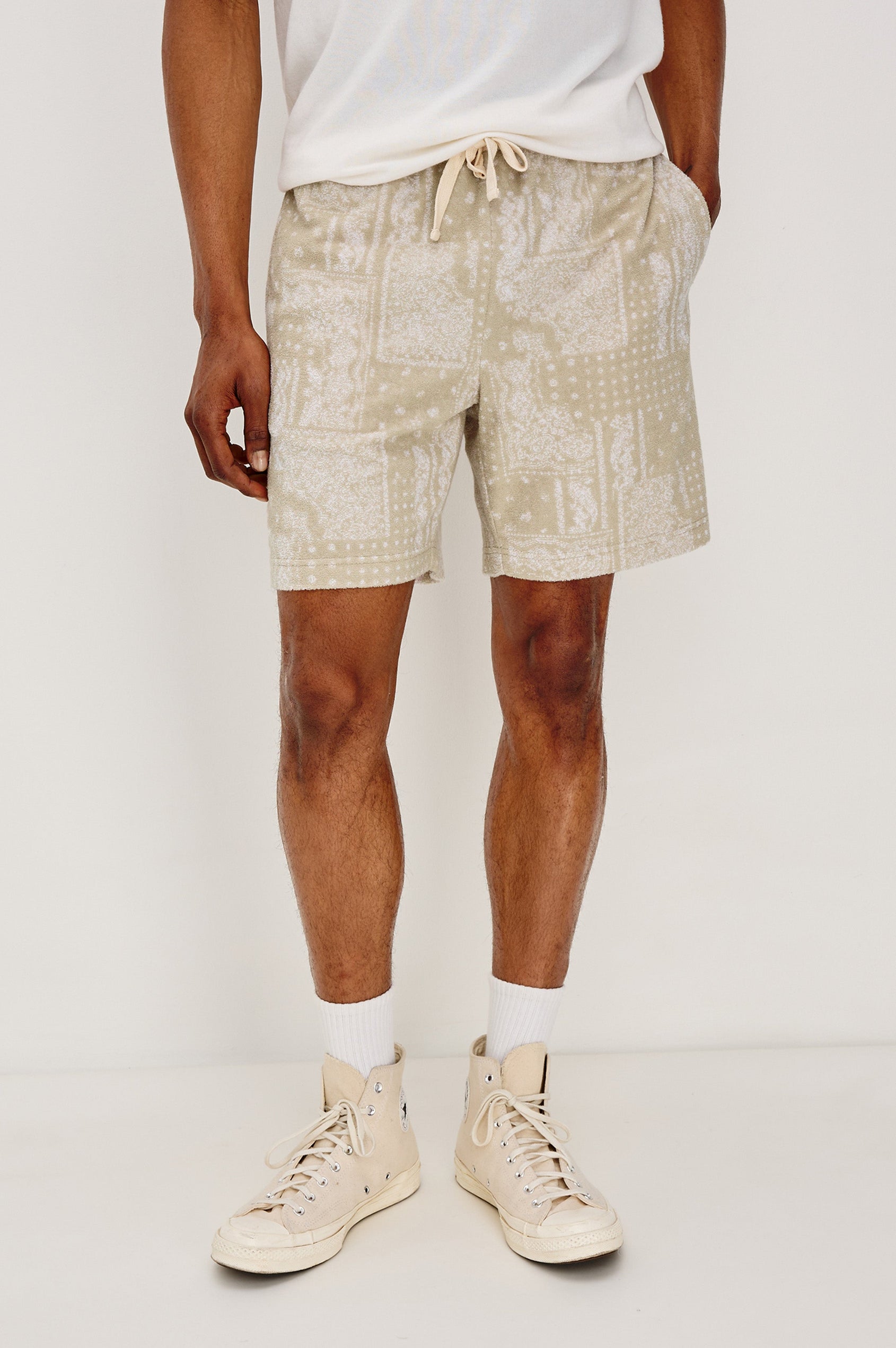 Nova Pull on Short with Drawstring and Elastic Waistband, back pocket and side pockets in Bandana Craft Paper Colorway. Front View Shown on Model.