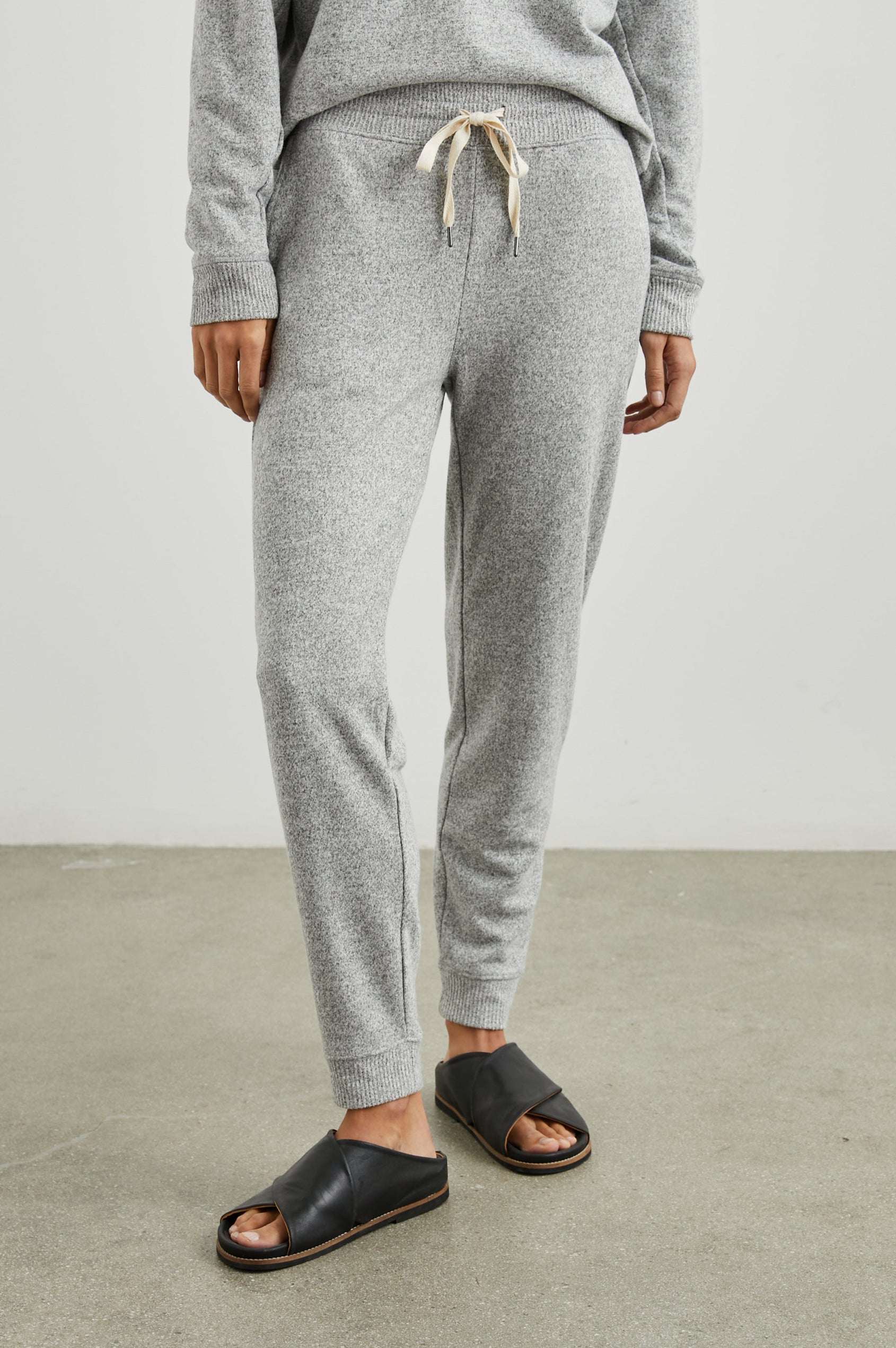 OAKLAND-MELANGE-GREY-BOTTOM 