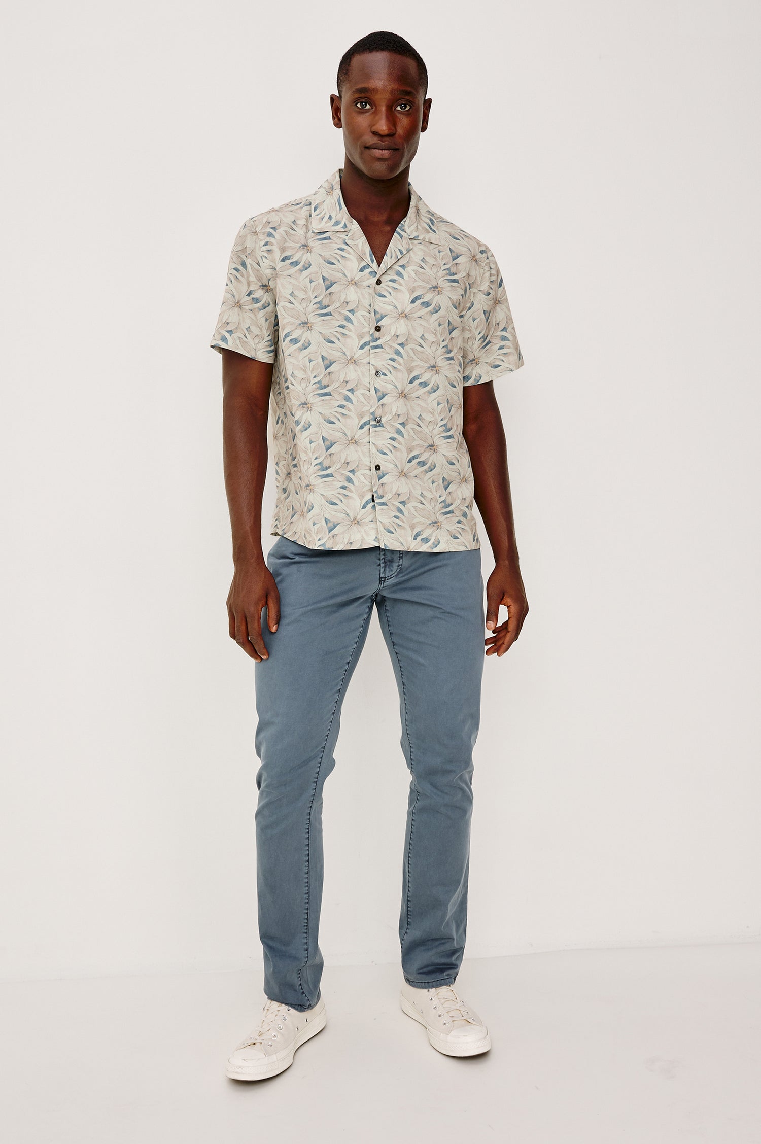 Rhodes Boxy Button-Up Shirt in Crepe With Back Box Pleat, Vintage-Inspired Notched Collar, Front Buttons, and Short Sleeves in Callalily Cream Colorway - Full Body Front View Featured on Model
