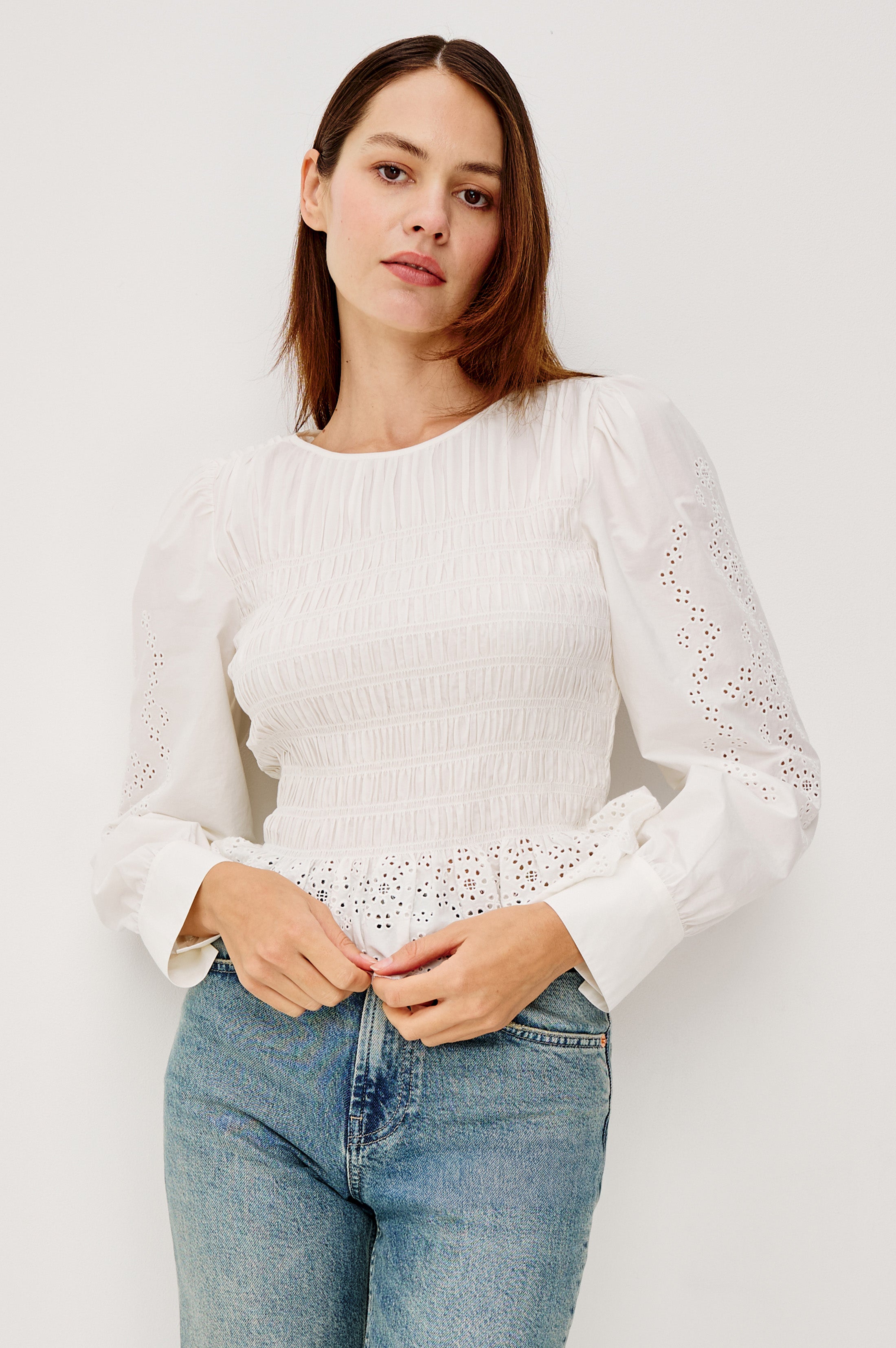 TABI TOP - WHITE EMBROIDERY – Rails Canada