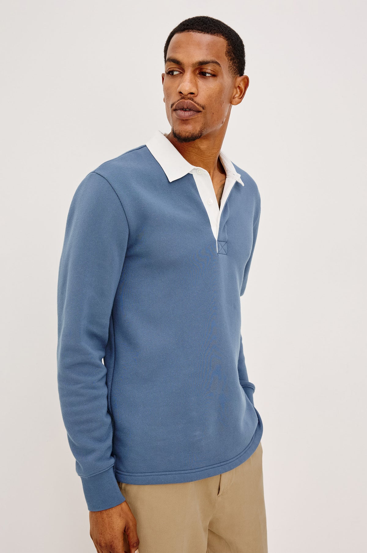 Wright Shirt in Midweight Fleece, Brushed Backing, Relaxed Fit, Vintage-Inspired Contrast Rugby Collar, Two-Button Placket, and Straight Hem With Side Slits in Vintage Steel Colorway - Upper Body Front View Featured on Model