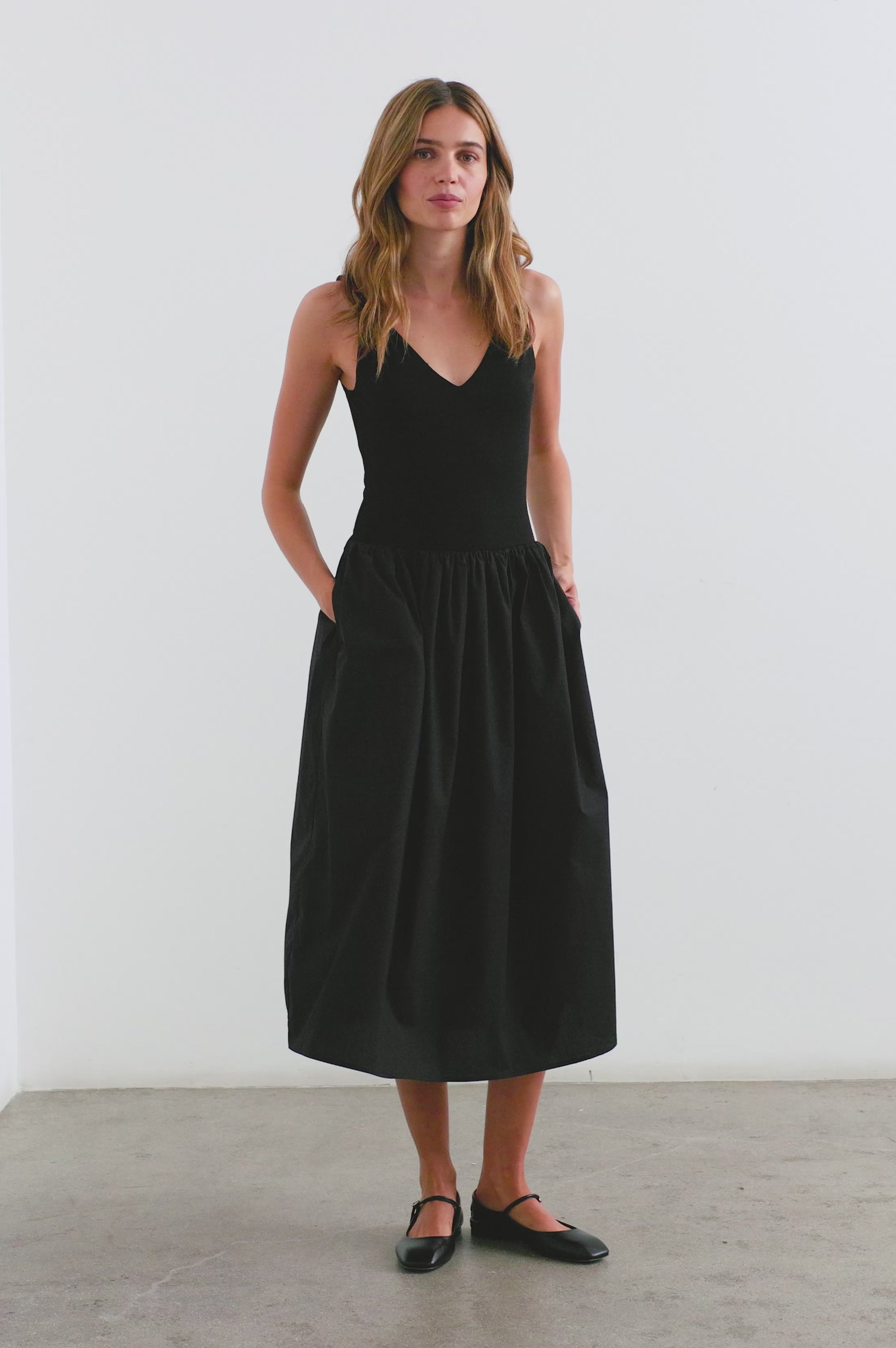 FRANCADRESS-BLACK-VIDEO
